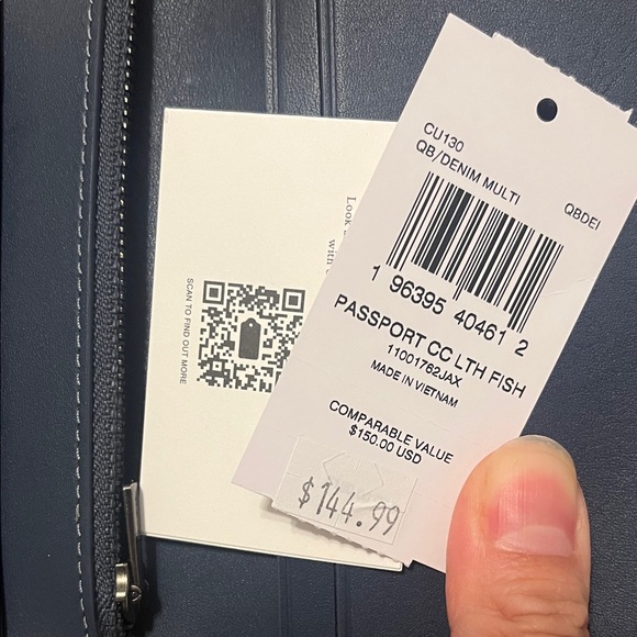 Coach and Michael Kors Navy and Light Blue Travel Set - Picture 4 of 8